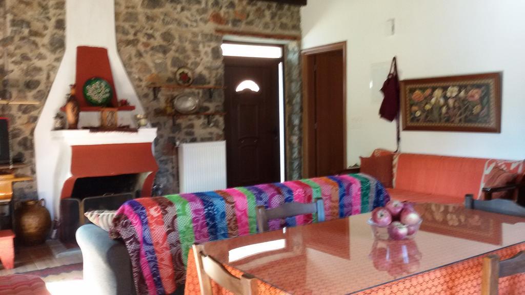 Ksenonas Chrusovitsi Hotel Khrisovitsion Bagian luar foto